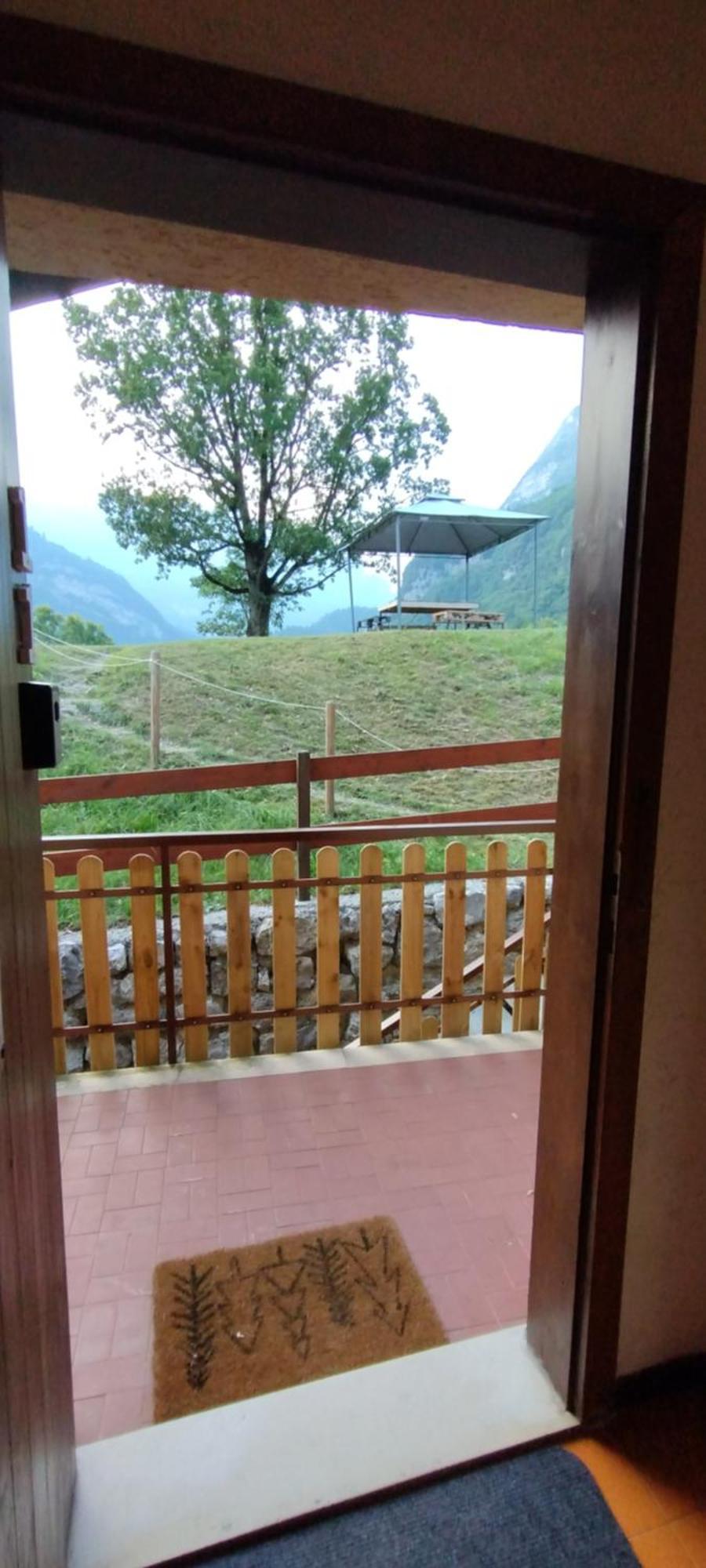 La Rustica Sul Lago Di Tenno Mansarda Eksteriør bilde